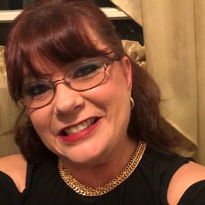 Meet your Posher, Christine